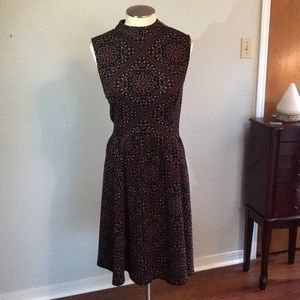 Sleeveless print dress